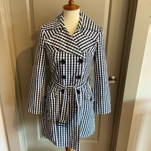 ❄️Holiday Sale❄️ - Double breasted Gingham print navy blue & white trench coat